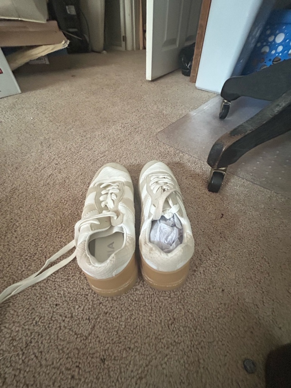 Women's MIA casual sneaker; white/cream; size 8 NWOT - Picture 3 of 6